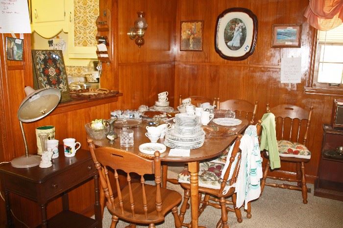 DINING ROOM TABLE WITH EXTRA LEAF and 6 CHAIRS (has matching china cabinet)
