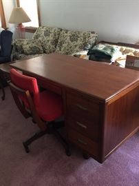 retro desk and chair