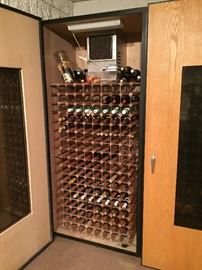 Wine Cellar - 2 available - large storage capacity - temperature controlled :)