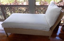 MHE007 Fantastic Rattan Chaise Lounger w/ Fold Down Back