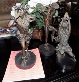 MHE015 Intricate Three Hawaiian Hula Dancer Statues