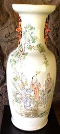 MHE057 Large Chinese Vase and Stand