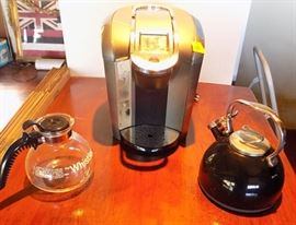 MHE101 Keurig 2.0 Coffee Machine and Tea Pot