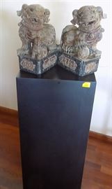 MHE103 Large Wooden Foo Dogs with Stand