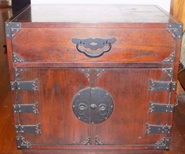 MHE224 Vintage Oriental Wooden Nightstand