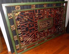 MHE232 Vintage Oriental Wooden Wall Hanging