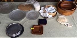 MHE253 Wood Side Table & Vintage Woven Trunks