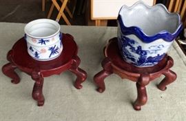 MHE275 Pair of Low Ornate Plant Stands & Planters