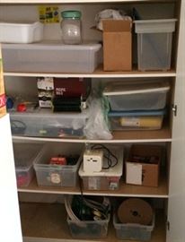 MHE293 Mystery Household Lot