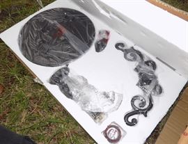 MHE308 New in Box Standing Horchow Thermometer