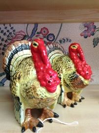Thanksgiving turkey salt & pepper set