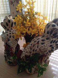 Large decorative hens