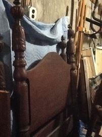 Pair of carved 4-poster beds (twin)