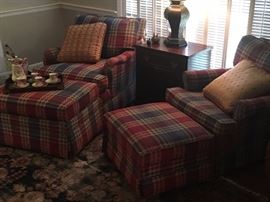 Great set of matching chairs 