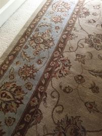 Large area wool rug - 9x12 - excellent condition!