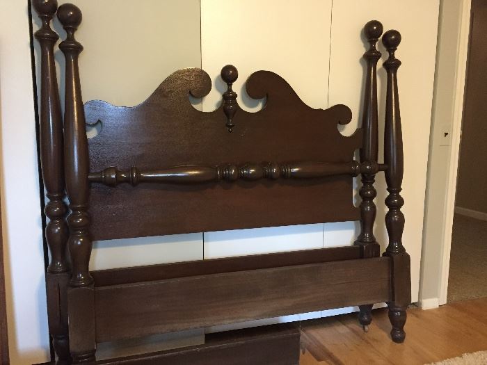 Double 4-poster bed - solid wood