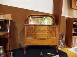 Stunning antique Oak Chest with mirror
