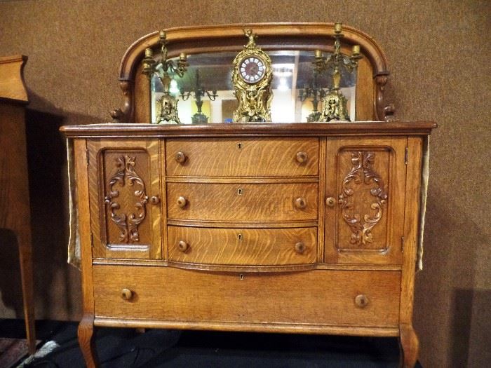 Absolutely beautiful Oak dresser with beveled mirror 