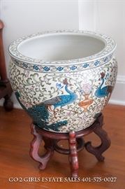 Jardiniere and stand