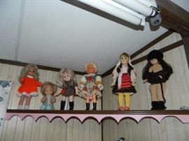 Dolls 