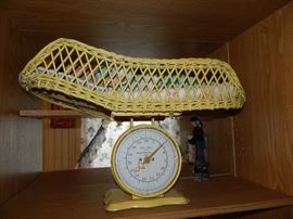 Pelouze vintage baby scale