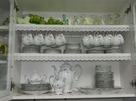 Haviland dishes & Vaseline glass plus some collectible glass