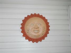 A smiling sun!