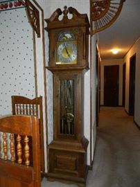 Emperor Grandfather Clock - works great in excellent condition