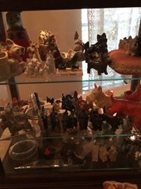 A close look at the small collectables.