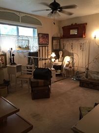 Looking into the second shabby room