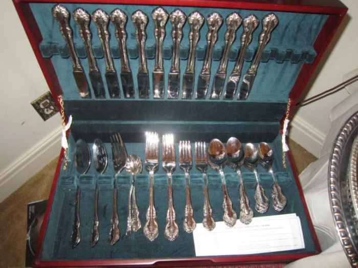 Wallace stainless flatware 18/10