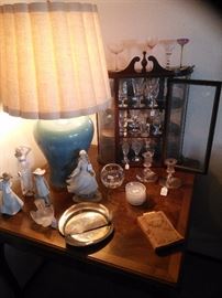Lladro figures - curio with misc. liquor glasses