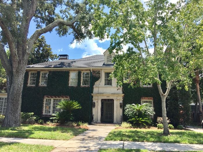 Amber Lane is pleased to host Avondale Estate Sale starts on 7/6/2017