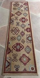 Runner Native American Design 2' x 7'
Rug Native American Design 4' x 5'
