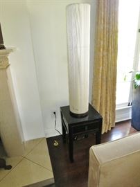 Pair of Mid-Century Cylinder Lamps on a Pair of Antique Black Lacquer Chinese Side Tables