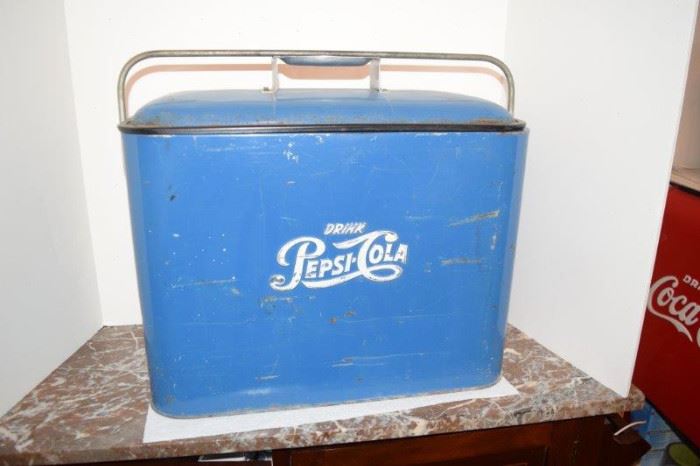 231 Pepsi Cooler with handle