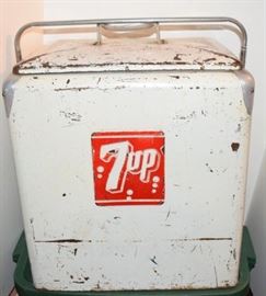 231 A Up Logo in Red Cooler has tray