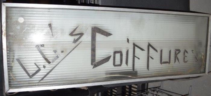178 E LC Coiffure Lighted SIgn