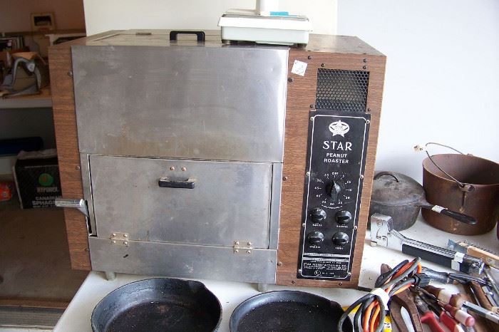 It works!  A Peanut roaster - we have cleaned it,plugged it in and it works like a charm!
