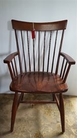 Windsor arm chair