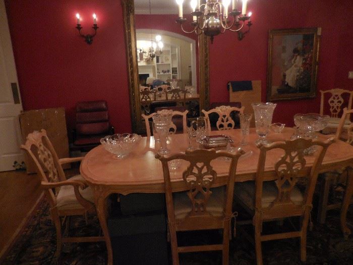 Century Furniture Dining Table  XXX Criss Cross on top of table. 2 Leaves, Custom Pads.Hand Carved Shabby Chic French. 2 Arm Chairs,6 Side