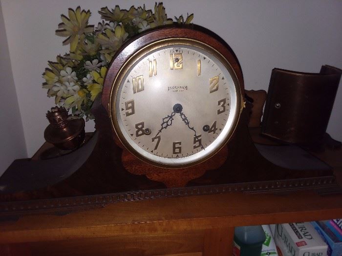 vintage mantel clock