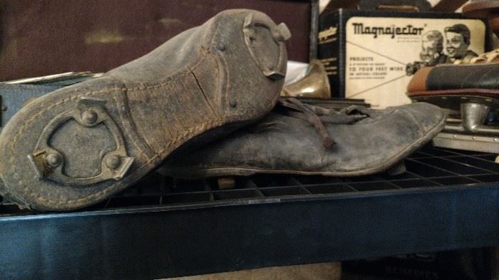 vintage baseball catchers shoes