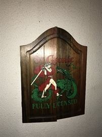 VINTAGE DART BOARD