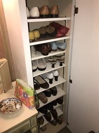 LOTS OF WOMENS SHOES-SIZE 8