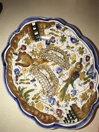 DECORATIVE PLATE