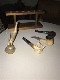 VINTAGE SMOKING TOBACCO PIPES