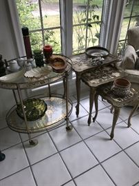 VINTAGE ROLLING CARD AND ITALIAN WOODEN NESTING TABLES