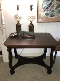 ANTIQUE WOODEN TABLE -36' WIDTH X 25" DEPTH X 28.5" HEIGHT