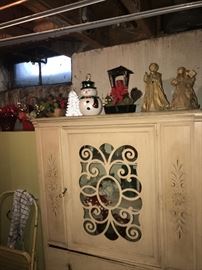 ANTIQUE CHINA CABINET - 43" WIDTH X 14.5" DEPTH X 54.4" HEIGHT